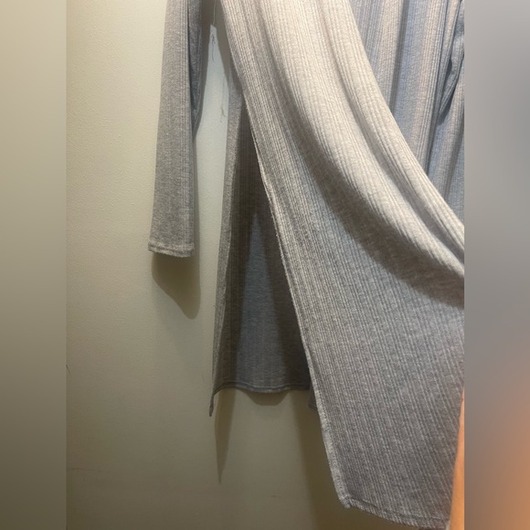 Women’s cardigans size medium‎ 4 for 30.00 - Picture 3 of 13